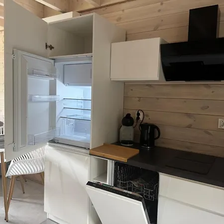 Szare Stodoly * Mrzeżyno